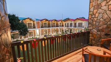 Premium Room, Balcony, Garden View | Balcony