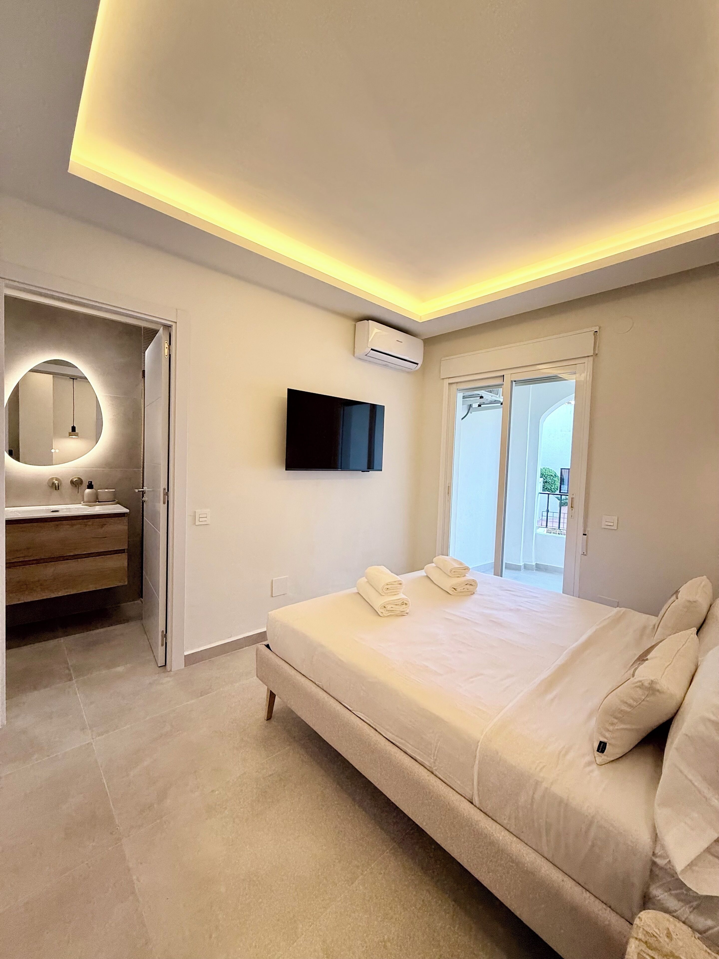 4 Schlafzimmer, Bügeleisen/Bügelbrett, WLAN, Bettwäsche
