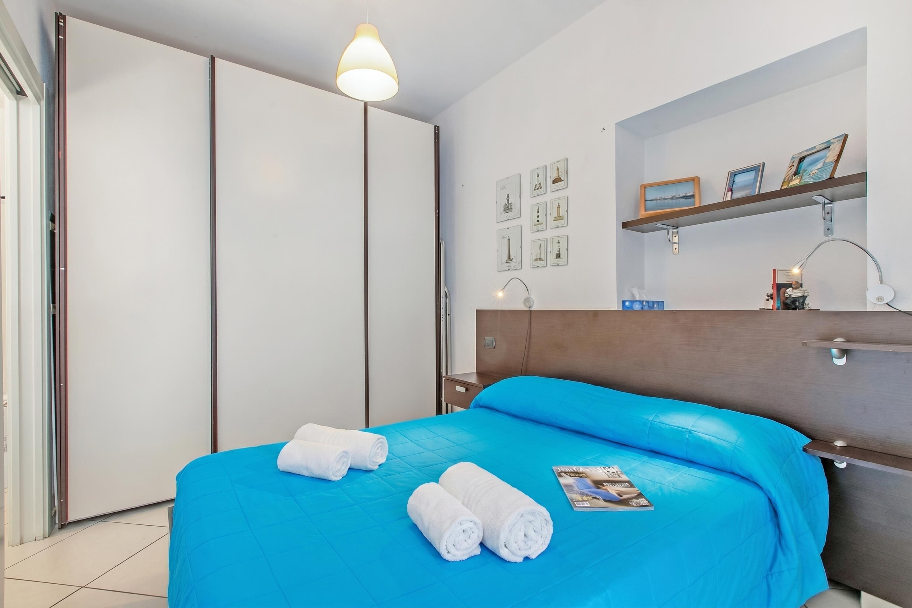 Super Central Apartment With Balcony, Menton, France - Menton