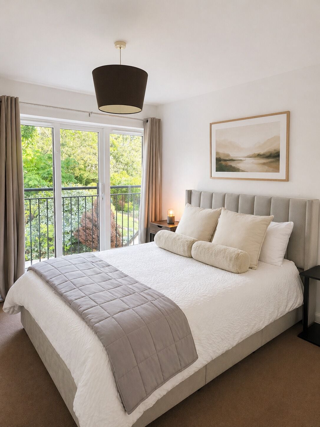 2 bedrooms, iron/ironing board, bed sheets
