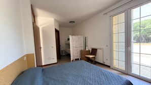 Leilighet, 1 soverom, balkong, hageutsikt | 2 soverom
