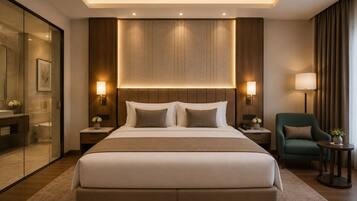 Standard Double Room | Desk, laptop workspace, blackout curtains, iron/ironing board
