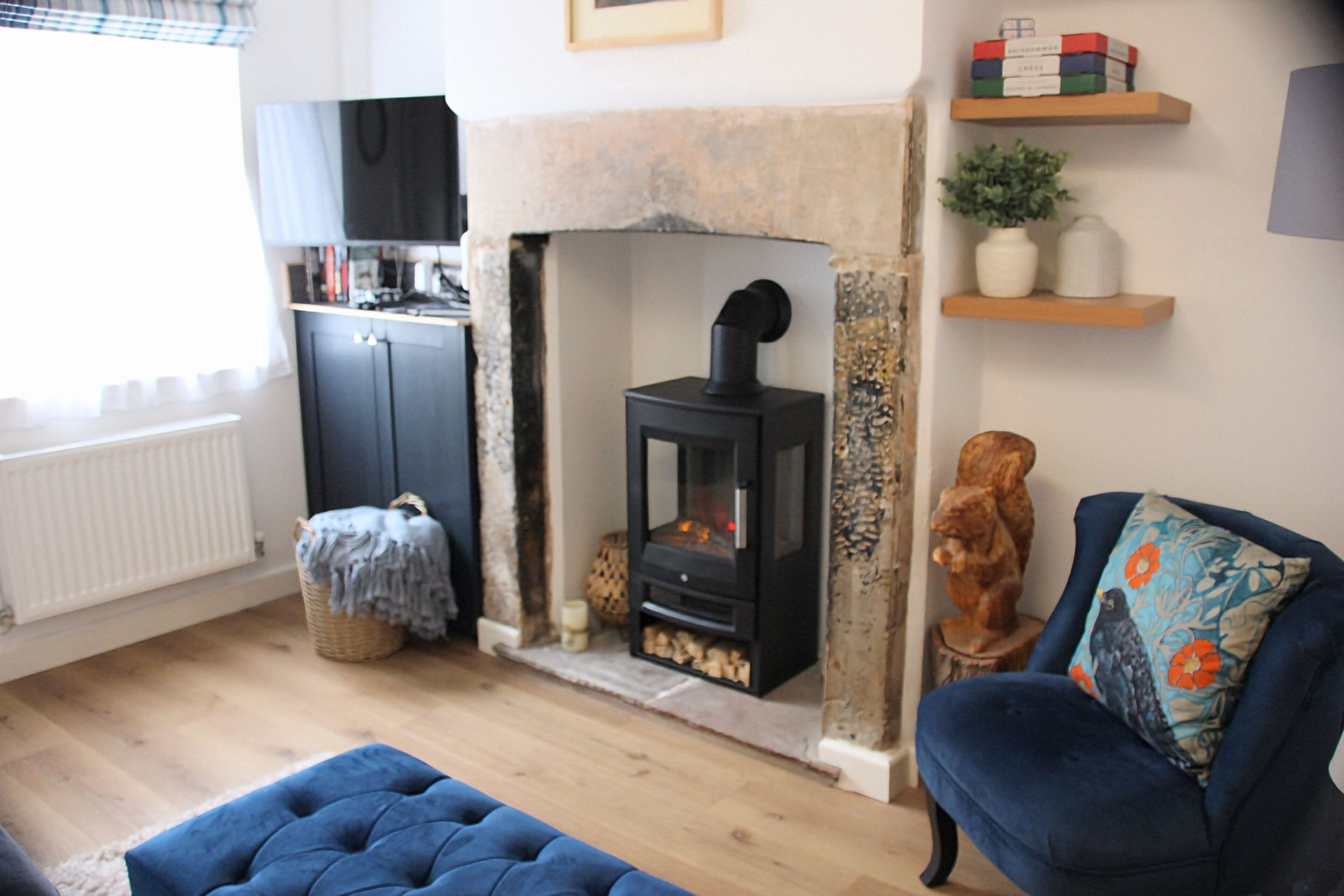 The Sails  Romantic Retreat For Two, Cosy Light-filled House - Leek