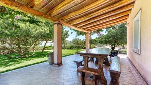 Unclassified image, 5 of 43, button - Apartment 'Angolo di Paradiso - Pavoncelle' with Sea View, Private Terrace & Air Conditioning (Orosei)