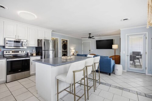 2BD, 2BA duplex just 470 ft from beach access at Wrightsville Beach!