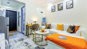 Deluxe Apartment, Balcony, City View | Living area - Elegant 1BR at Gatundu Heights - 1216 (Nairobi)