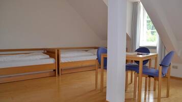 Dreibettzimmer