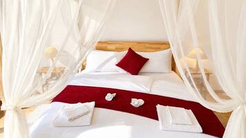 6 bedrooms, iron/ironing board, free WiFi, bed sheets