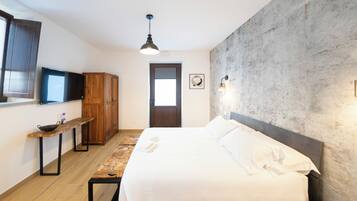 7 Schlafzimmer, WLAN, Bettwäsche