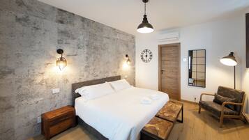 7 slaapkamers, wifi, beddengoed