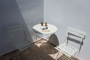 Junior Suite, Balcony | Teres/patio