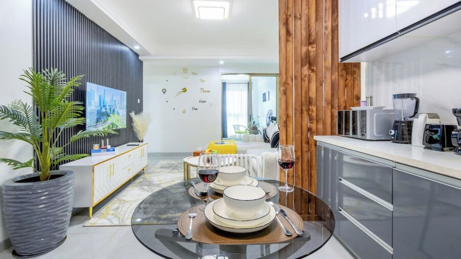 Epic 1BR at Gold Park Homes - D1304
