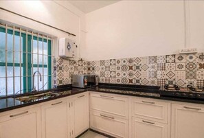 Private kitchen - $ 4 Homestay in Amritsar (Amritsar Cantt.)