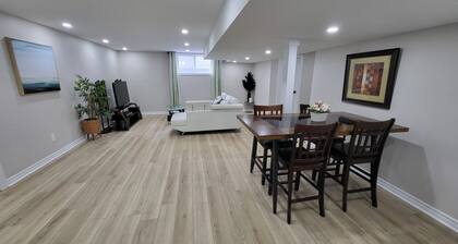 Cozy 2-bedroom Basement Unit Near Calypso Water Park Embrun