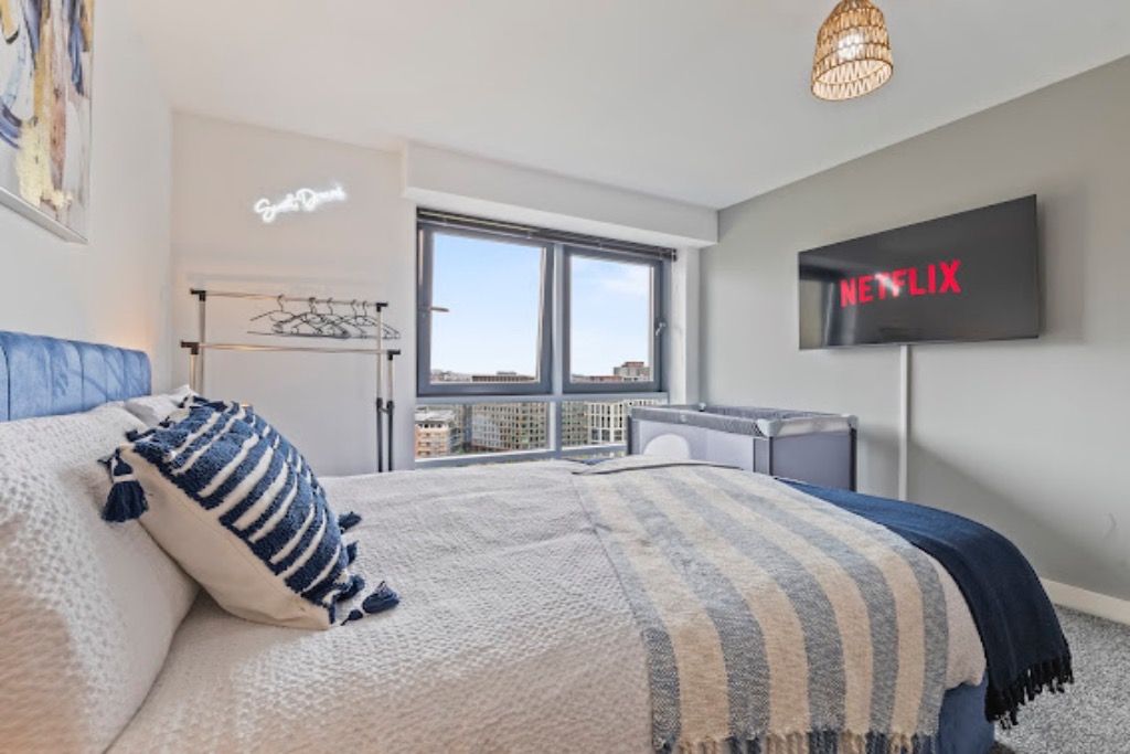 2 bedrooms, desk, iron/ironing board, free WiFi