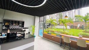 Dining - Spacious Fully-stocked modern studio with a gym, cafe, & pitch in Kileleshwa (Nairobi)