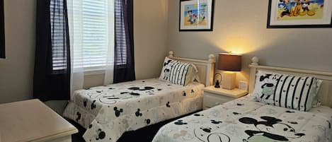 4 bedrooms, iron/ironing board, WiFi (free), bed sheets