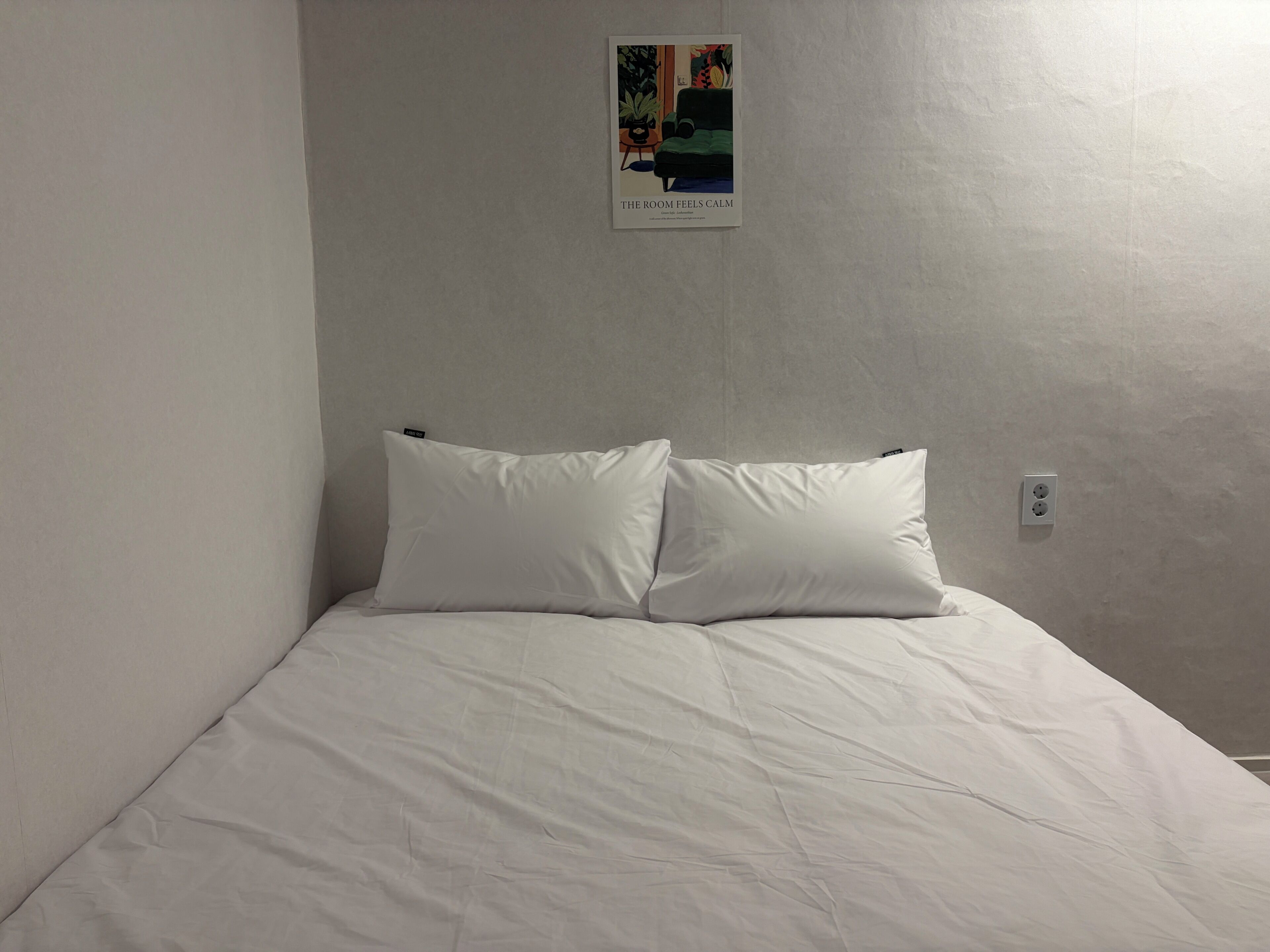 Basic Double Room, Non Smoking | Laptop workspace, free WiFi