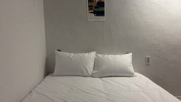 Basic Double Room, Non Smoking | Laptop workspace, free WiFi