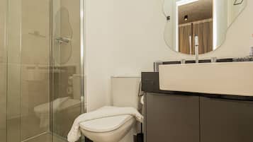 Comfort Apartment | Bathroom