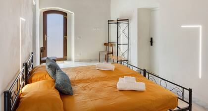 ‘Mariì’ Room at Sikania Agrirelais with Mountain View, Wi-Fi, and Air Conditioning