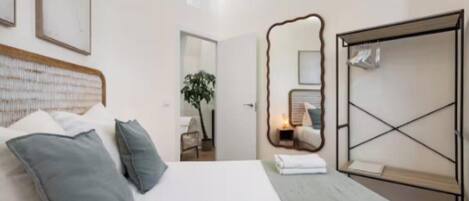 3 chambres, bureau, fer et planche Ă repasser, Wi-Fi gratuit