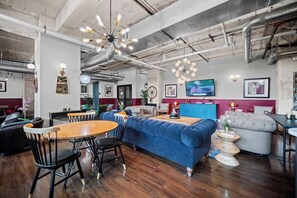 Unclassified image, 3 of 67, button - DT Dallas • Skyline Views • Sleeps 12 • Free Valet (Dallas)