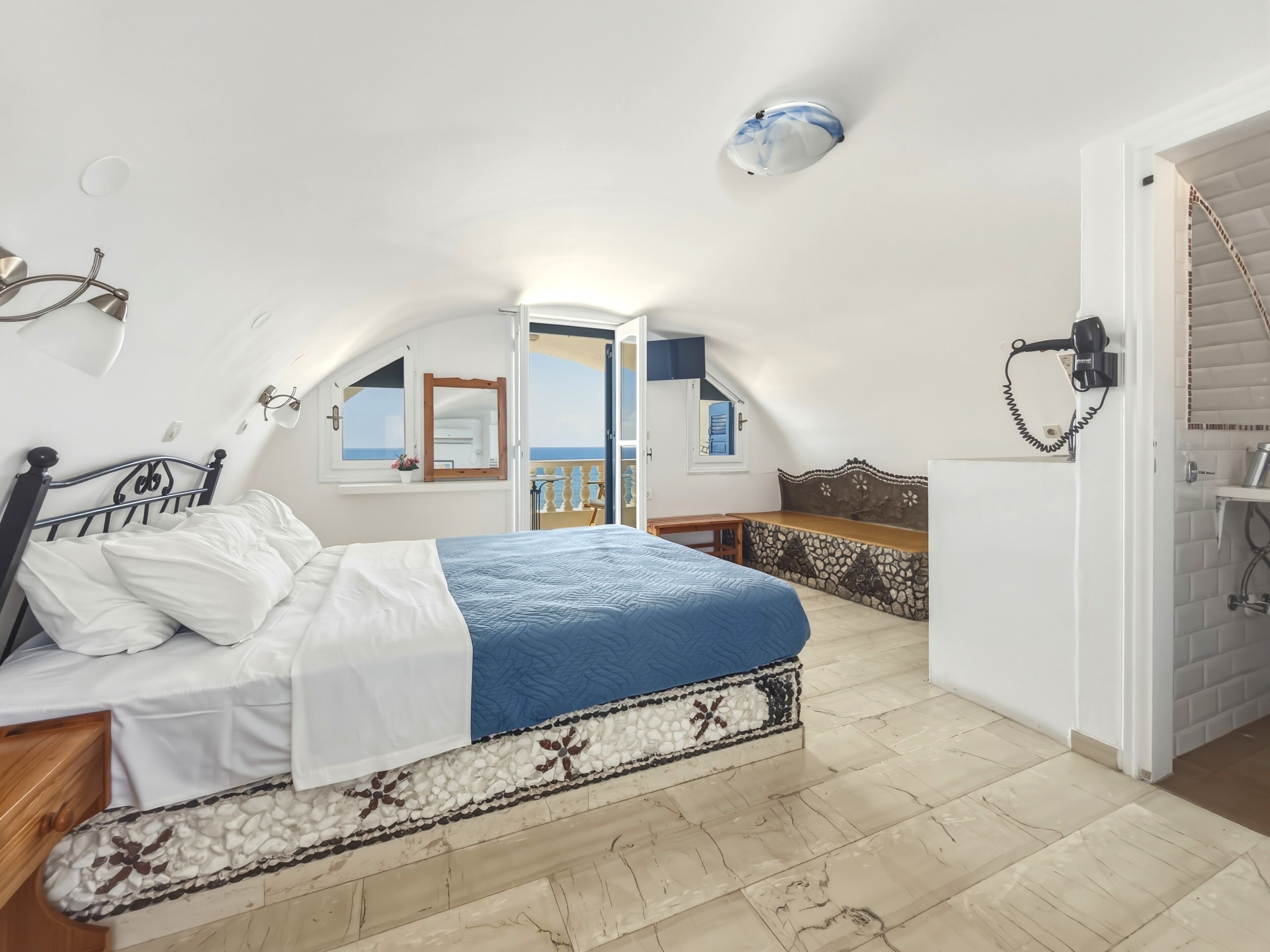 Sea View Dome with Balcony | Näkymä rannalle/valtamerelle