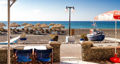 Stavros Beachfront Domes by Booking Kottas