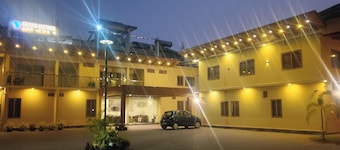 GRAND VISTARA AIRPORT SUITES
