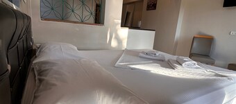 Lotus 4 Mevsim Otel