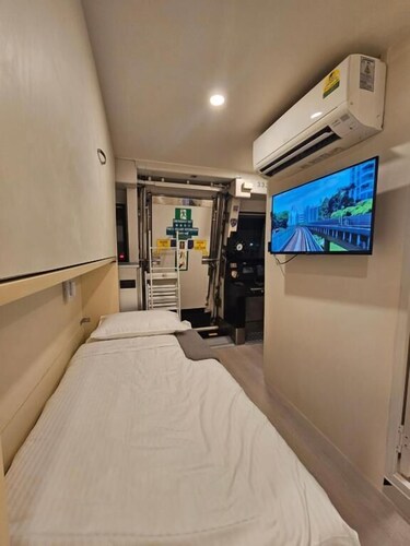 Train Pod at one-north