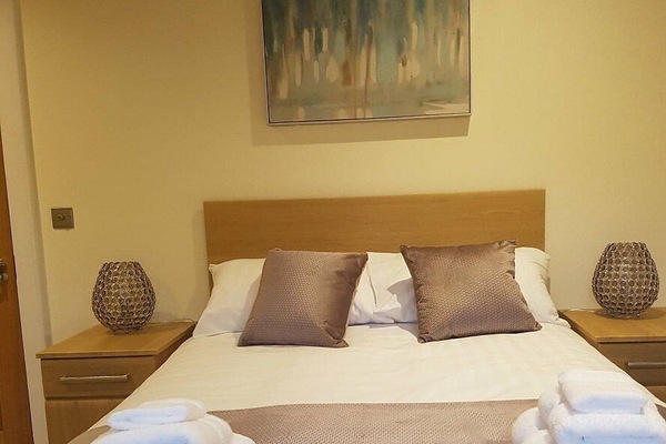 In-room safe, soundproofing, iron/ironing board, free WiFi