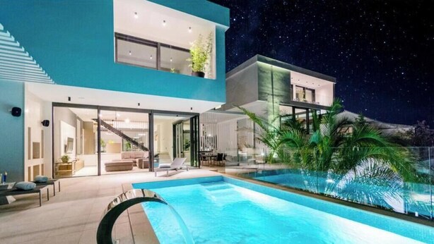 Pool - Villa Pax. (Sutivan)
