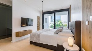 3 bedrooms, iron/ironing board, WiFi, bed sheets - Villa Pax. (Sutivan)