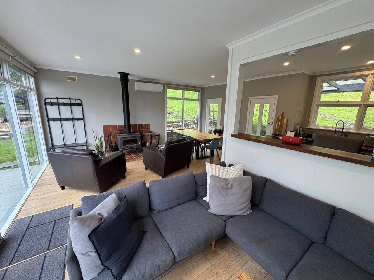 Panoramic Views - Outdoor Bathhouse - Walk To Town - Warburton