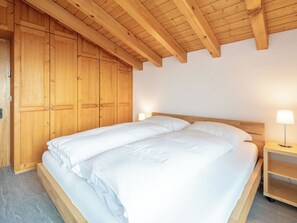 1 soverom, reiseseng for barn og wi-fi (inkludert)