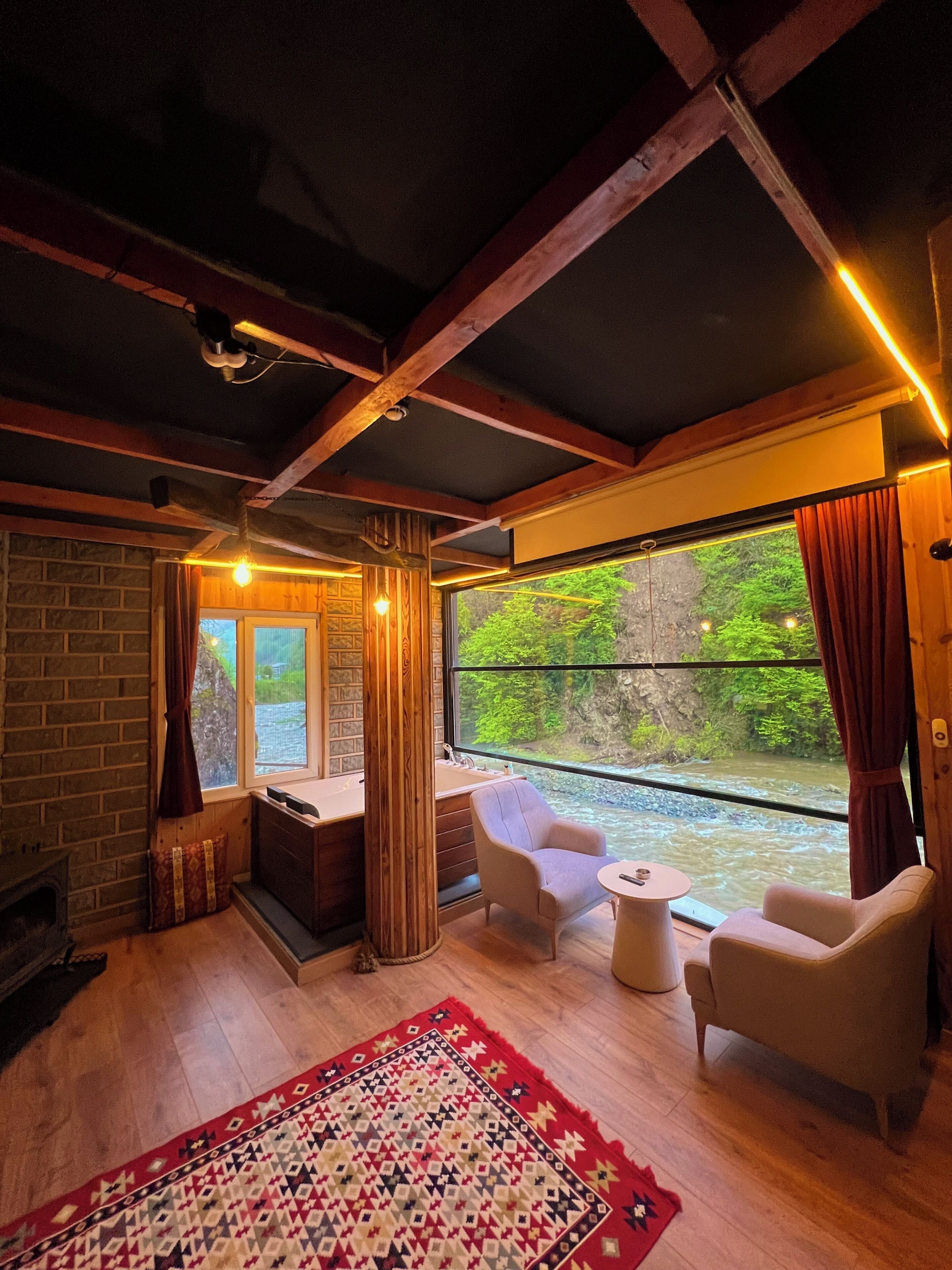 Luxury-Doppelzimmer, Flussblick | Innenbereich