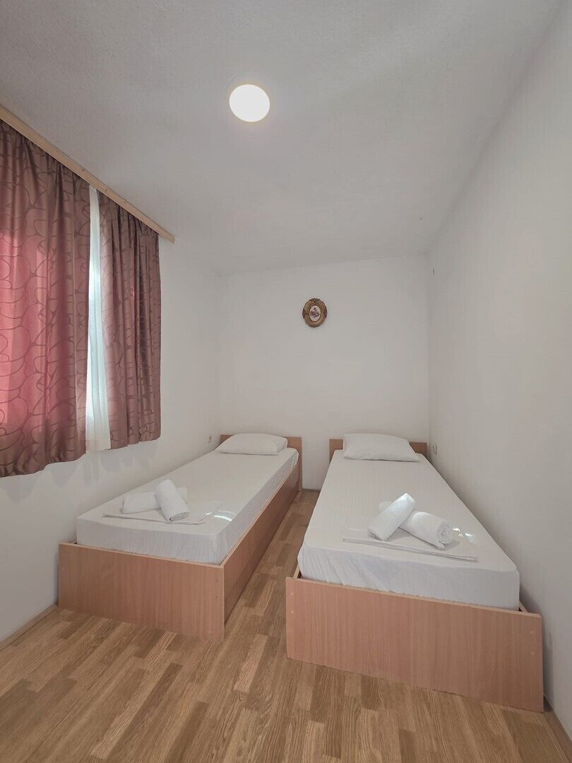 1 bedroom, WiFi