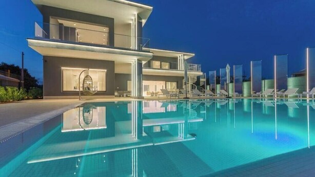 Pool - Villa Gabrijela (Kaštelir)