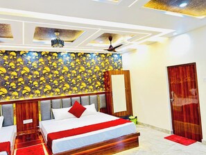 View from room - Varanasi Hotel Aditya by Ramapura Luxa (Varanasi)