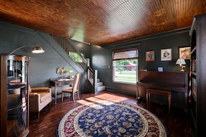 Interior - Family-Friendly 3BR Near Downtown Vermilion (Vermilion)