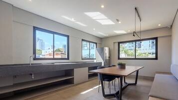 Apartamento básico | Opções para refeição