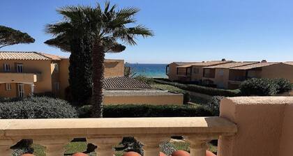 Mas tout confort pour 6 personnes, Parking privé, accÚs direct à la plage