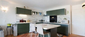 Ground-Floor Apartment for 2–3 Guests in Périgord Pourpre with Pool