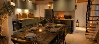 Charming barn sleeps 8, between Bassin d'Arcachon, lake and ocean.