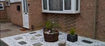 4 bed 4 Shower Room Sleeps 7 Free Parking Long Term Stays