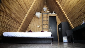 Schreibtisch, kostenloses WLAN