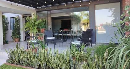10 Guest House Spacious: Quincho Swimming Pool Games