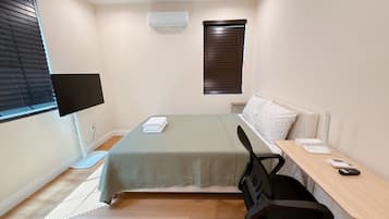 2 bedrooms, WiFi, bed sheets